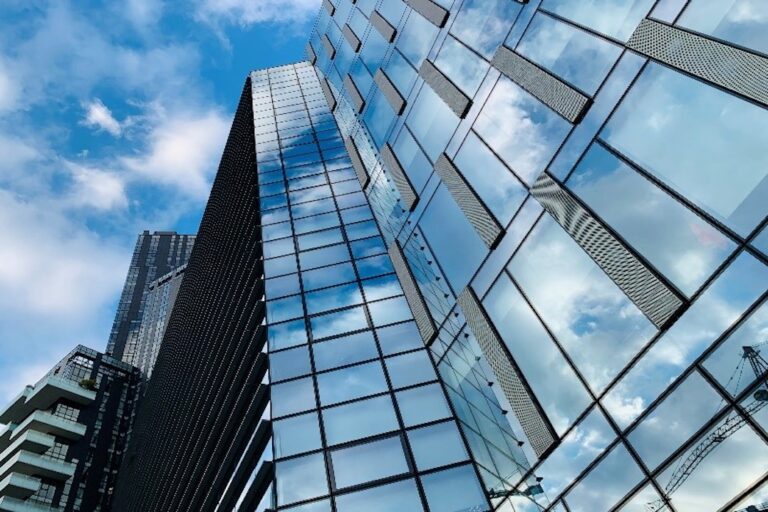 World Capital chiude tre deal uffici a Milano