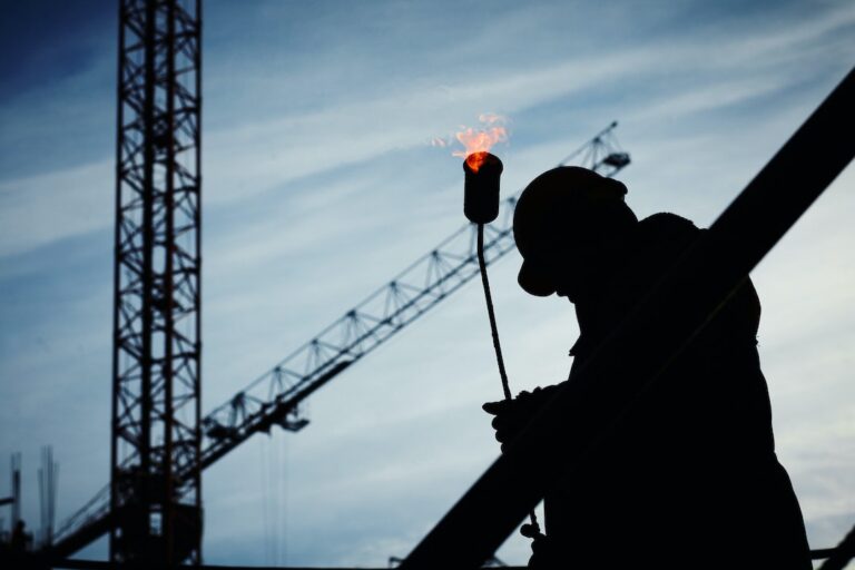 Domanda ingegneristica e investimenti infrastrutturali spingono l’M&A globale