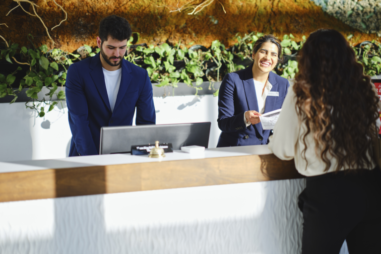 Offrire un’esperienza distintiva e migliorare il conto economico dell’hotel attraverso la sostenibilità