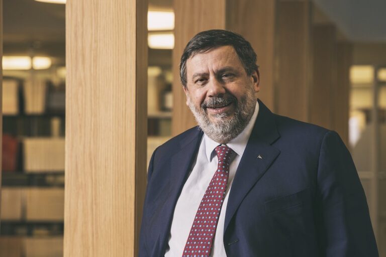 L’Associazione dei piccoli azionisti del Milan si fonde con Milanisti 1899, Giuseppe La Scala nuovo presidente