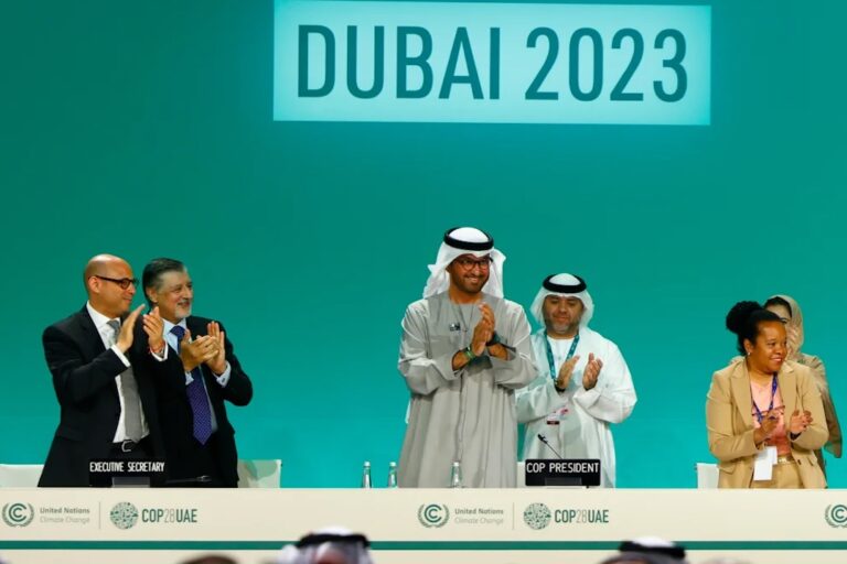 Si chiude la Cop28: per la prima volta si parla di abbandonare i combustibili fossili
