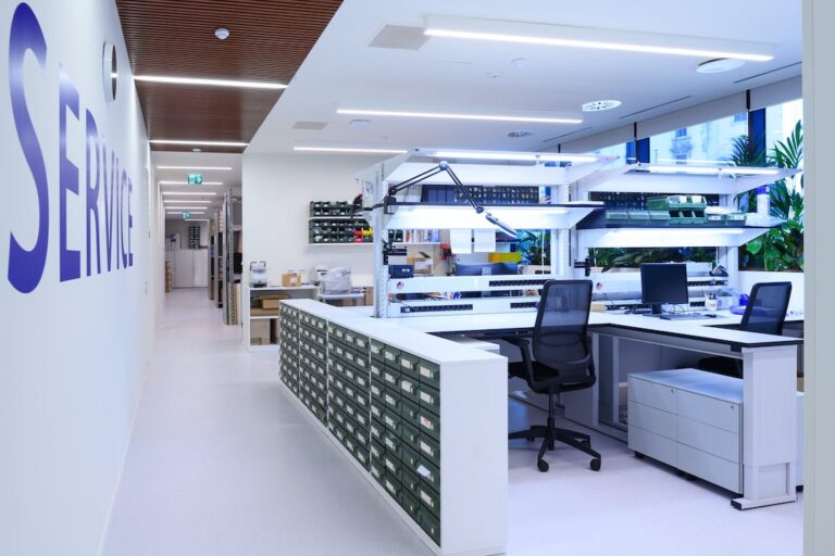 Progetto Design & Build firma la nuova sede milanese di Eppendorf e Starlab