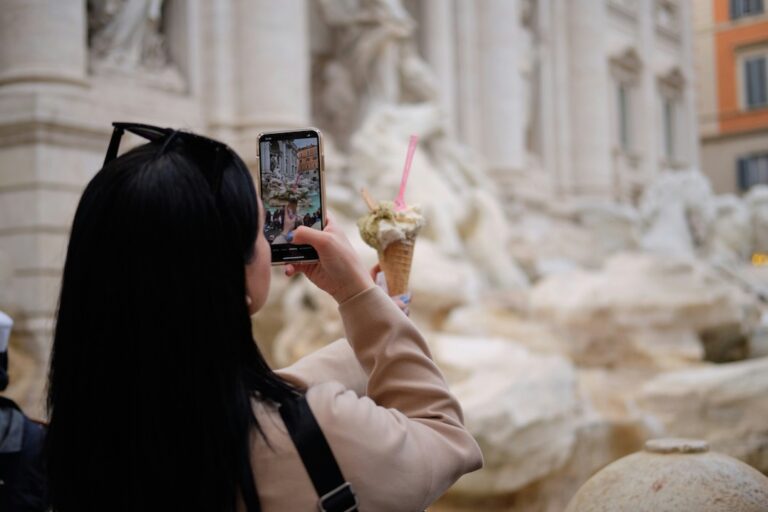 Flussi turistici previsti in leggera crescita per il mese di agosto
