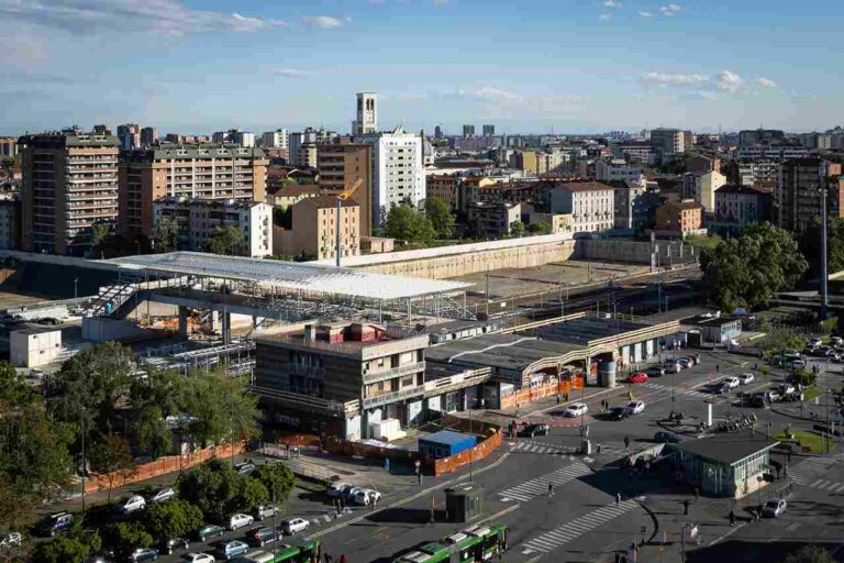 Sesto San Giovanni: al via la demolizione della stazione di Piazza Primo Maggio