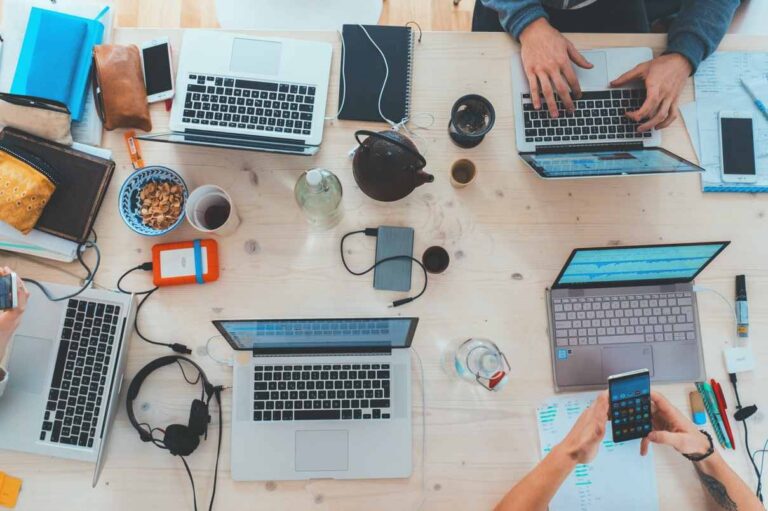 BigCommerce traccia i trend e le previsioni dell’e-commerce per il 2025