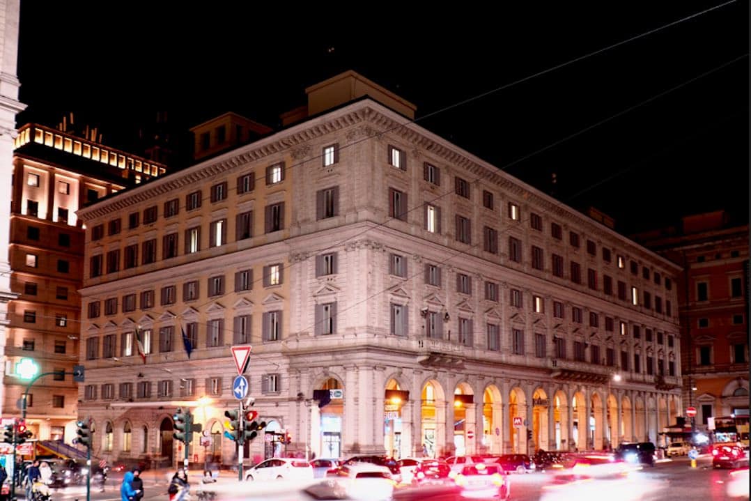 Intracento_Via Cavour 5, Roma