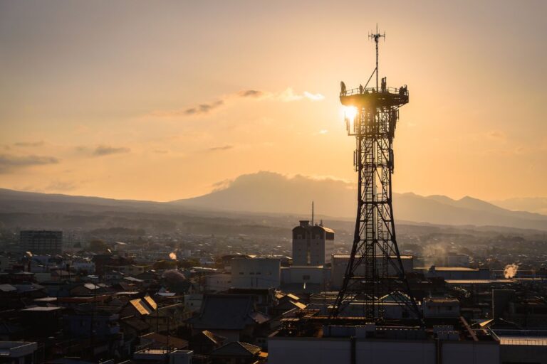 No 5G, no smart city