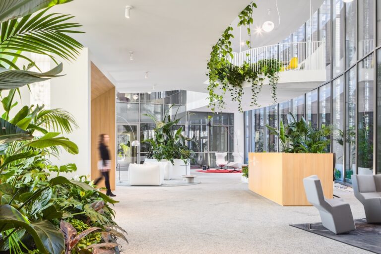 JLL-Tétris: il ritorno in ufficio spinge il design ‘street to seat’