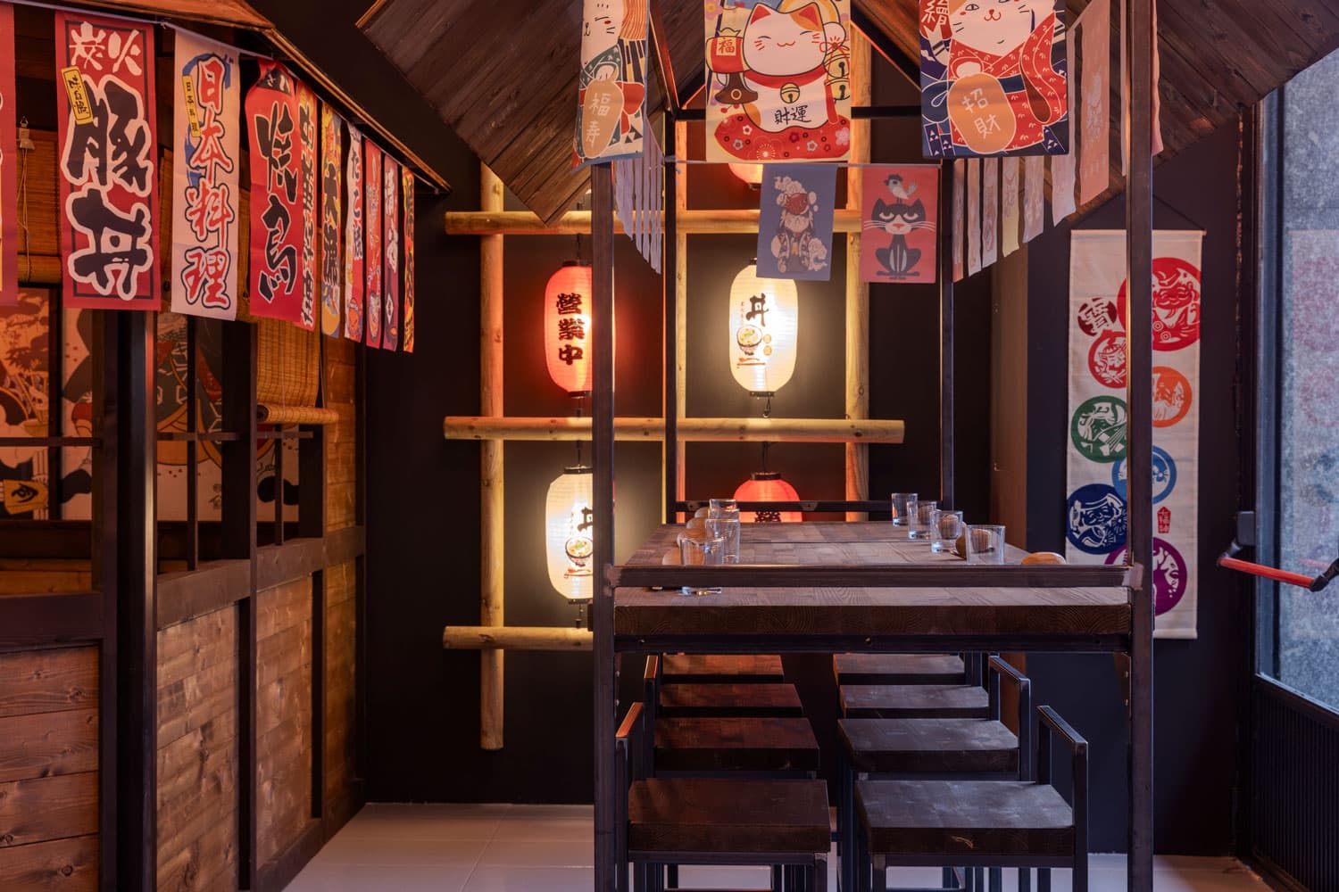 Donburi house