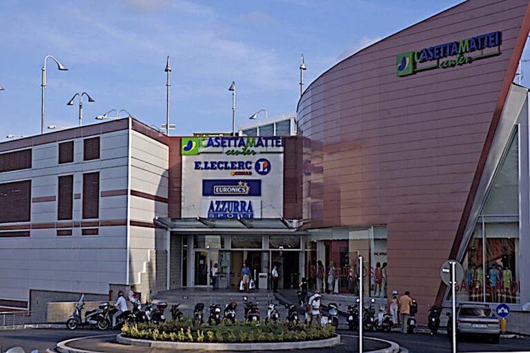 JLL advisor di Supernova Group per acquisto da Tristan Capital Partners del centro commerciale Casetta Mattei a Roma