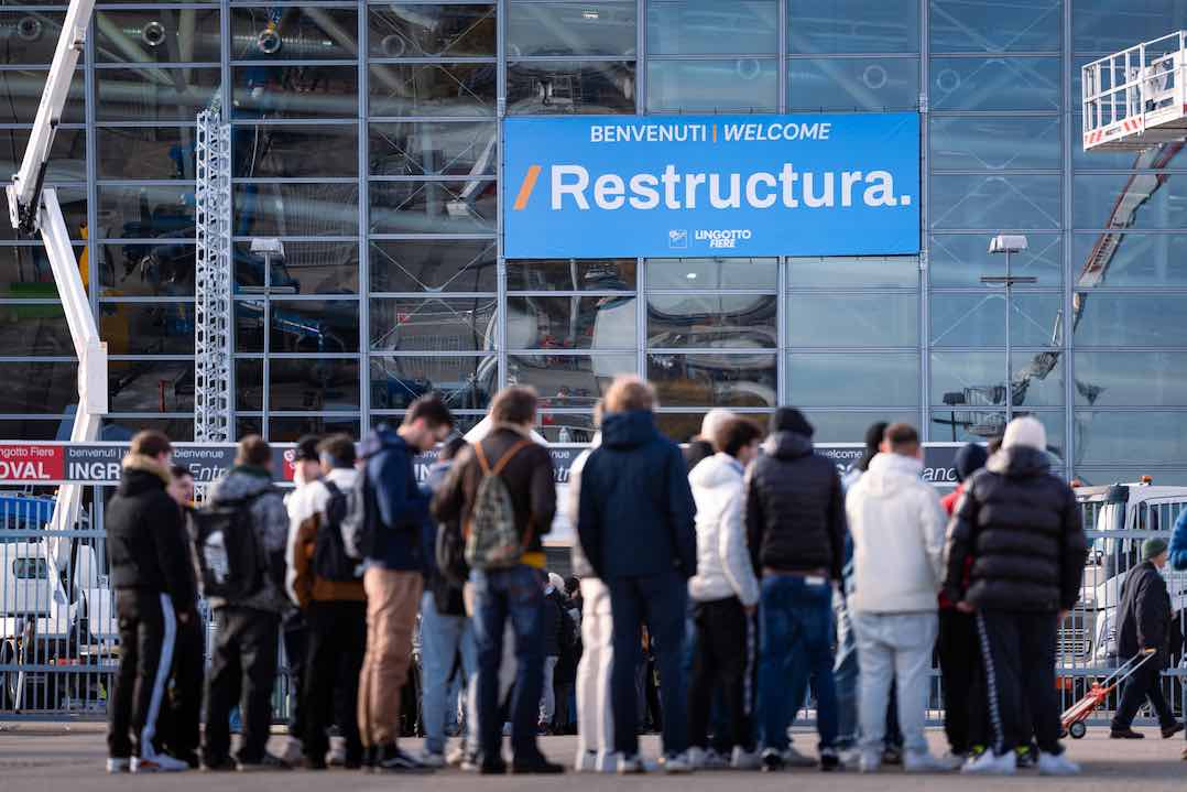 restructura