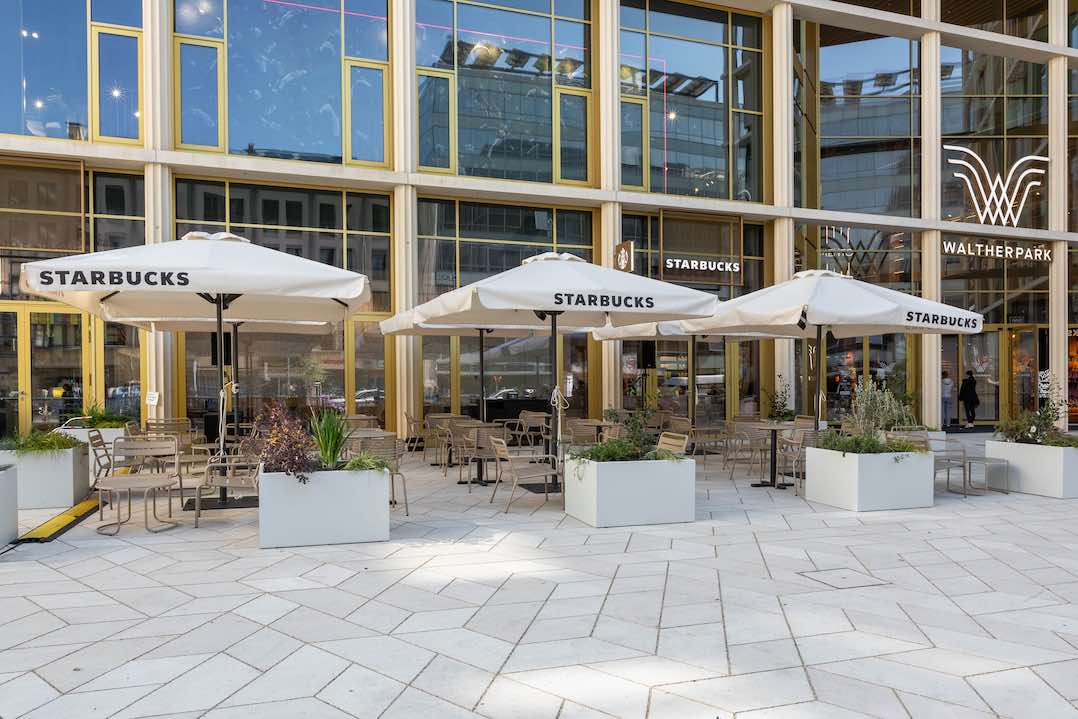 01. Starbucks_Bolzano_Esterni