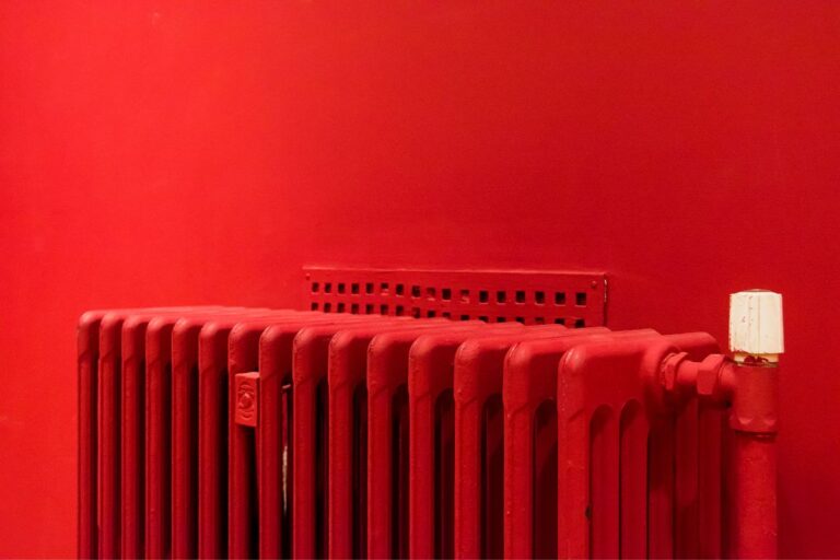 Per l’inverno la sfida è riscaldare casa senza mandare in fumo il conto corrente